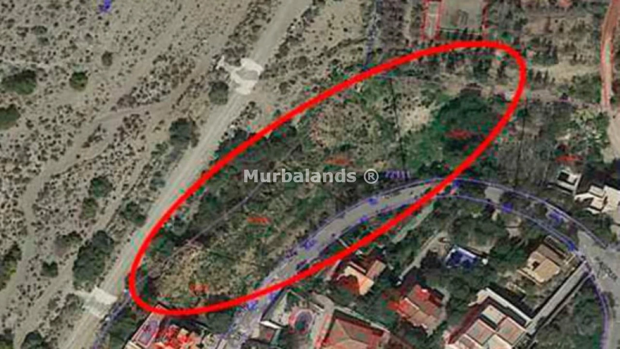 Foto de un terreno o una obra parada para mostrar en el detalle del inmueble