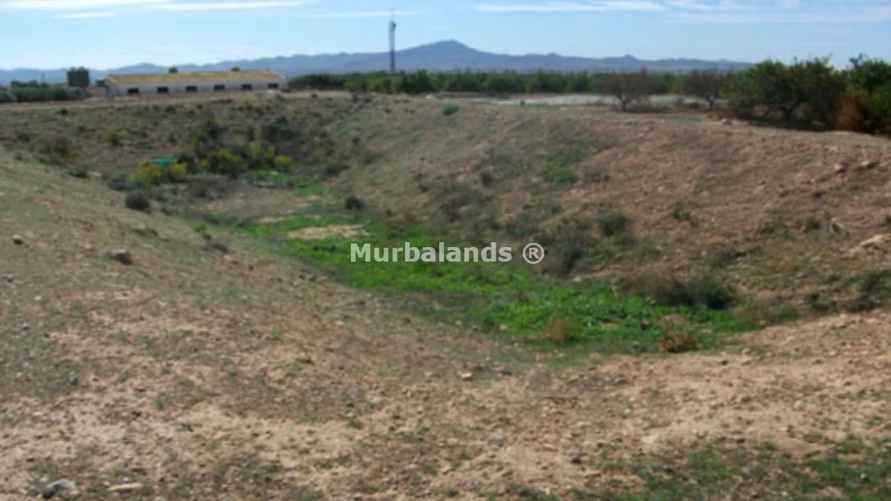 Foto de un terreno o una obra parada para mostrar en el detalle del inmueble