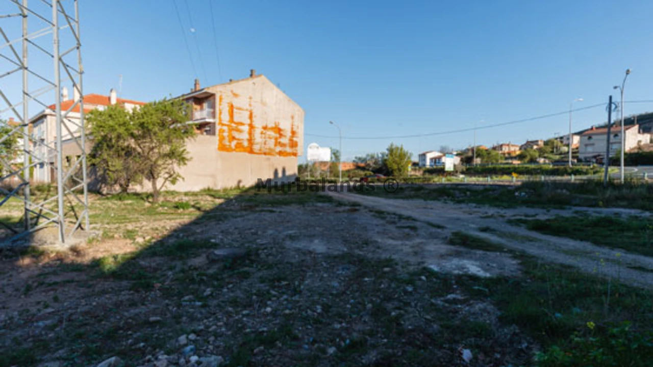Foto de un terreno o una obra parada para mostrar en el detalle del inmueble
