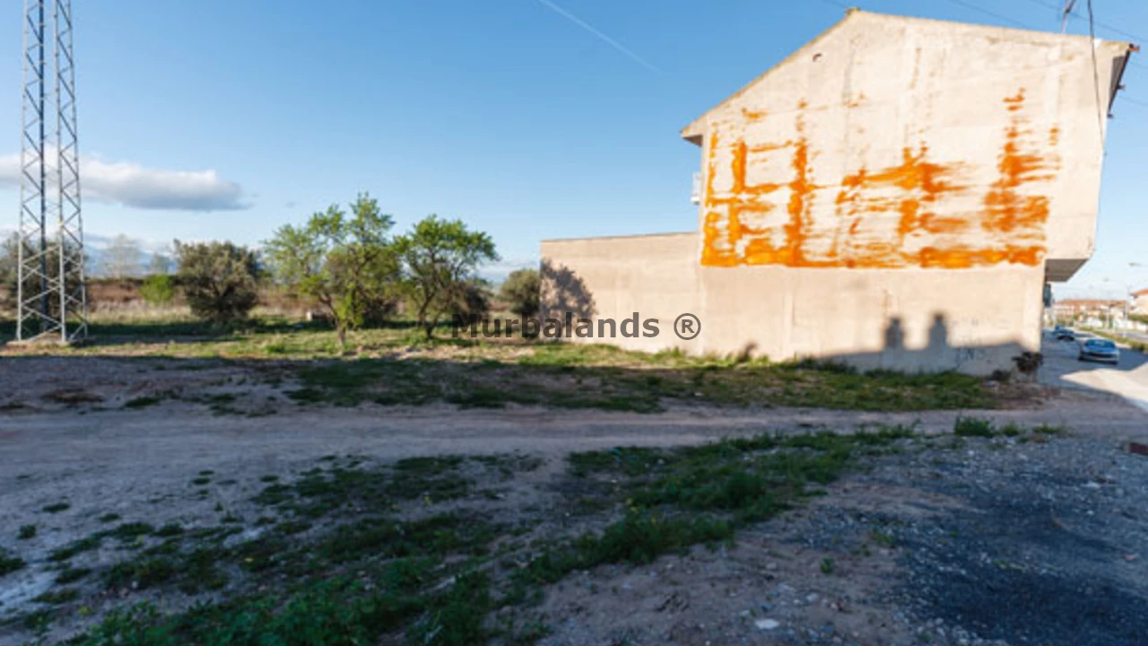 Foto de un terreno o una obra parada para mostrar en el detalle del inmueble