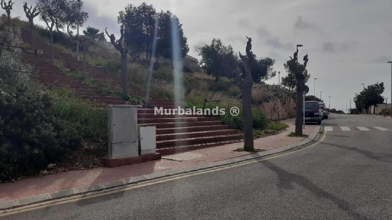 Foto de un terreno o una obra parada para mostrar en el detalle del inmueble