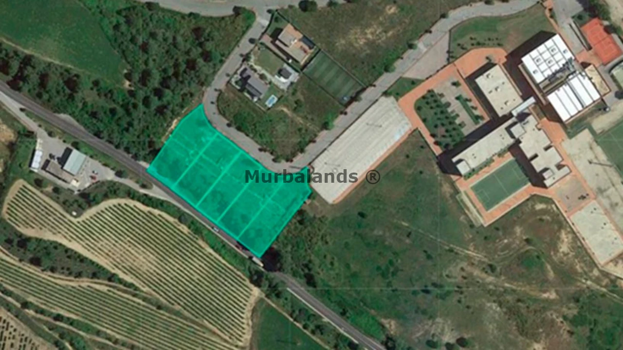 Foto de un terreno o una obra parada para mostrar en el detalle del inmueble