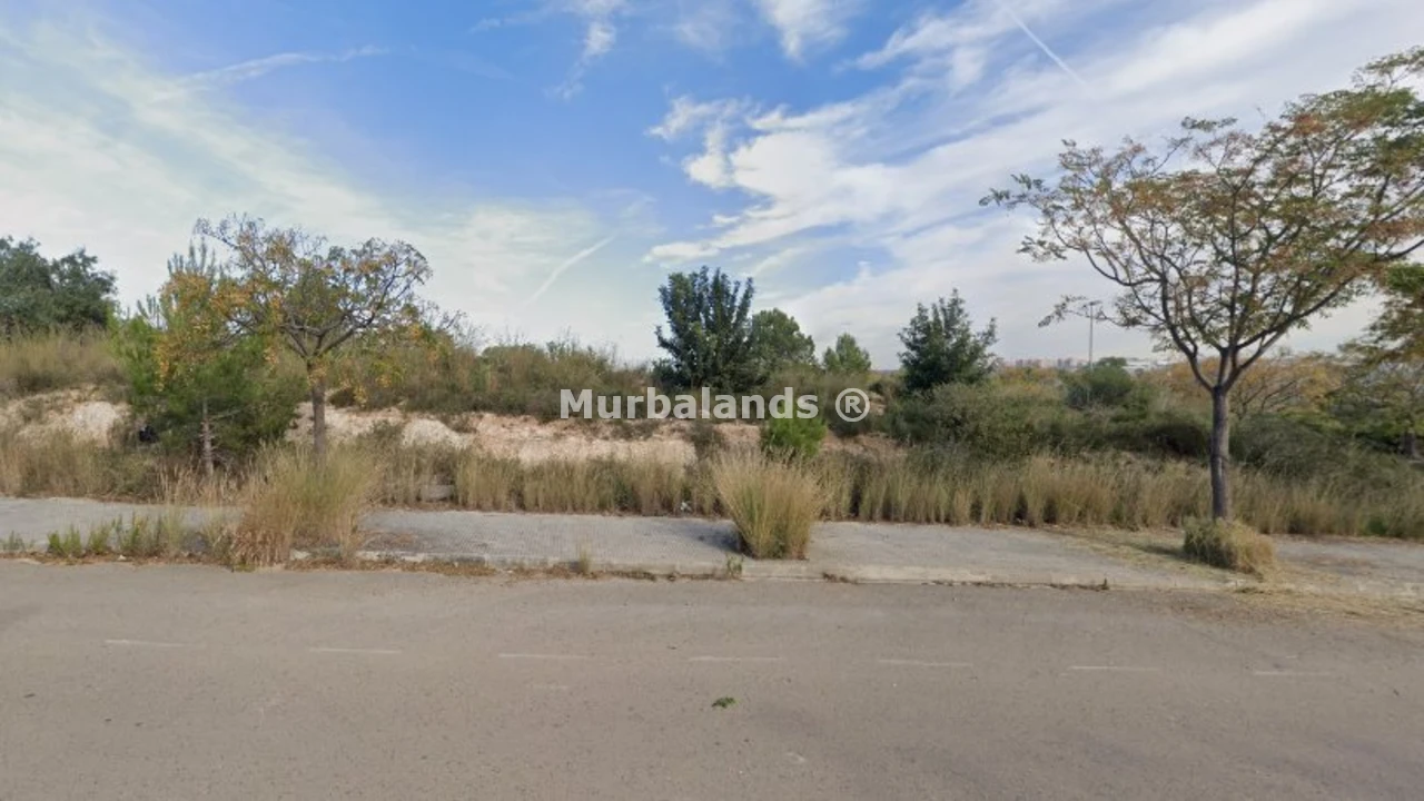 Foto de un terreno o una obra parada para mostrar en el detalle del inmueble