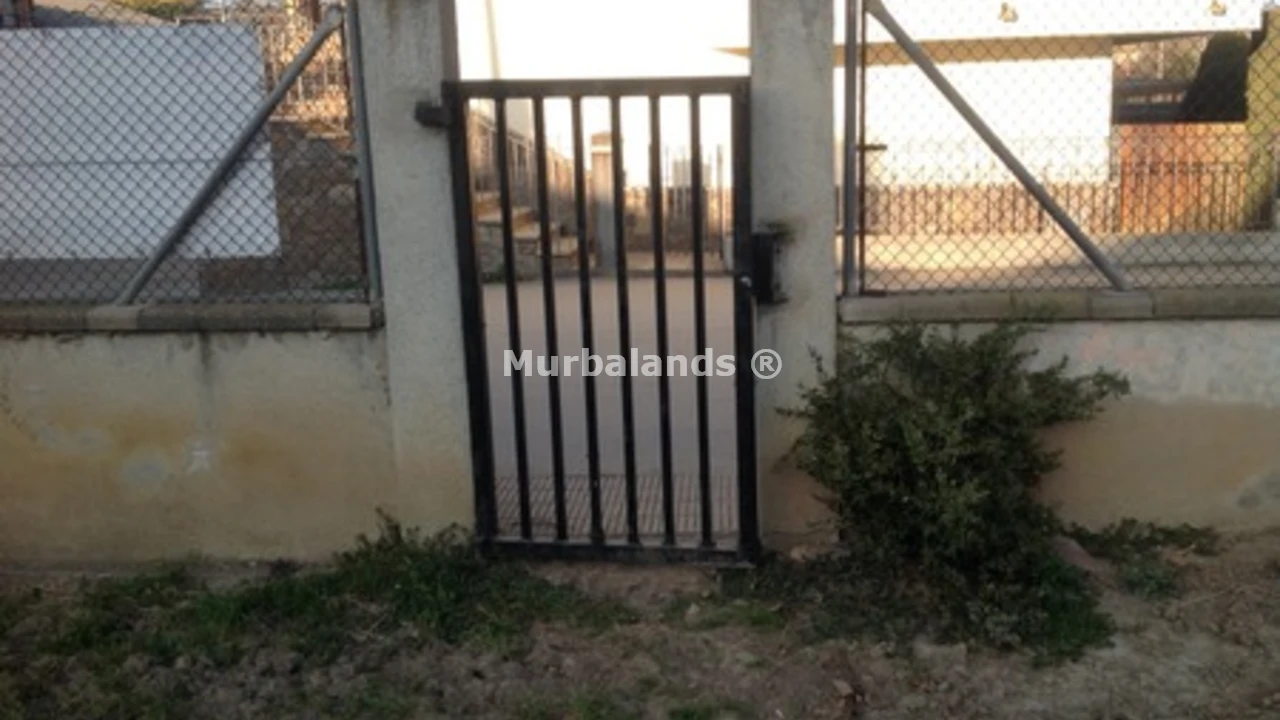 Foto de un terreno o una obra parada para mostrar en el detalle del inmueble