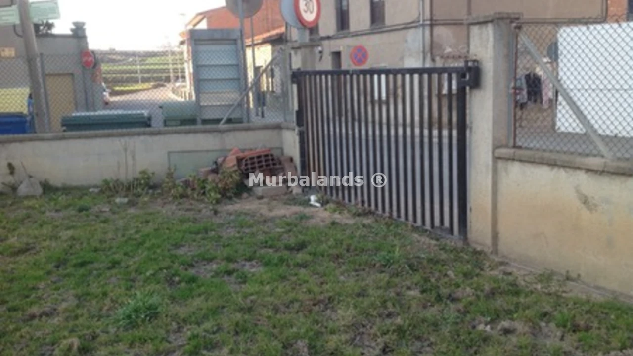 Foto de un terreno o una obra parada para mostrar en el detalle del inmueble