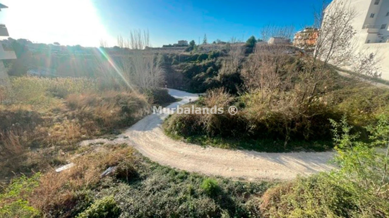 Foto de un terreno o una obra parada para mostrar en el detalle del inmueble