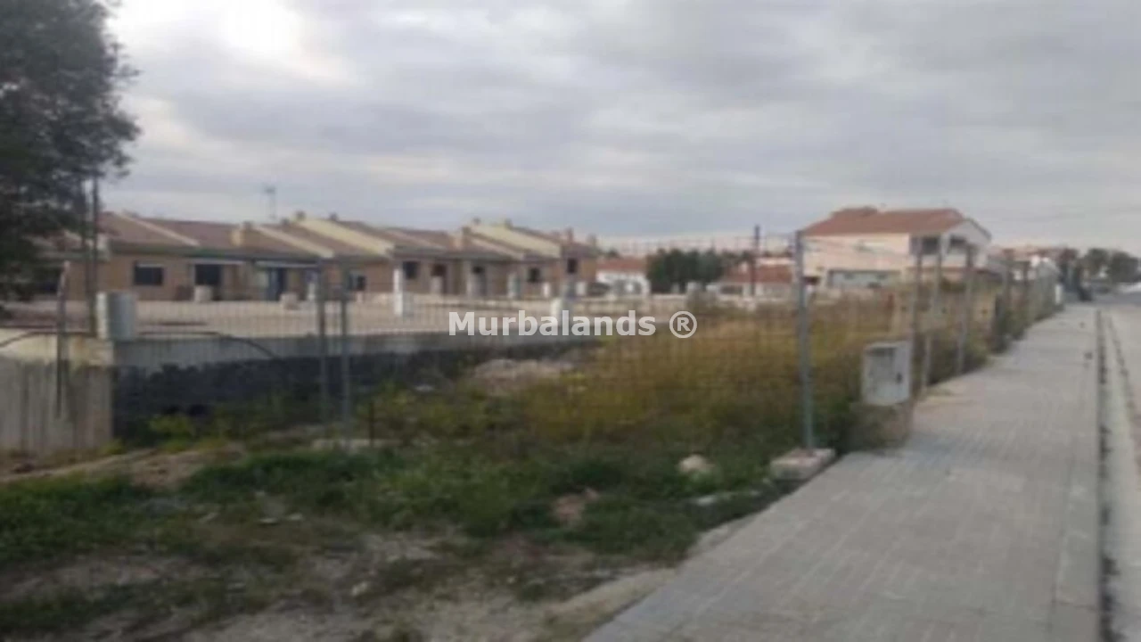 Foto de un terreno o una obra parada para mostrar en el detalle del inmueble