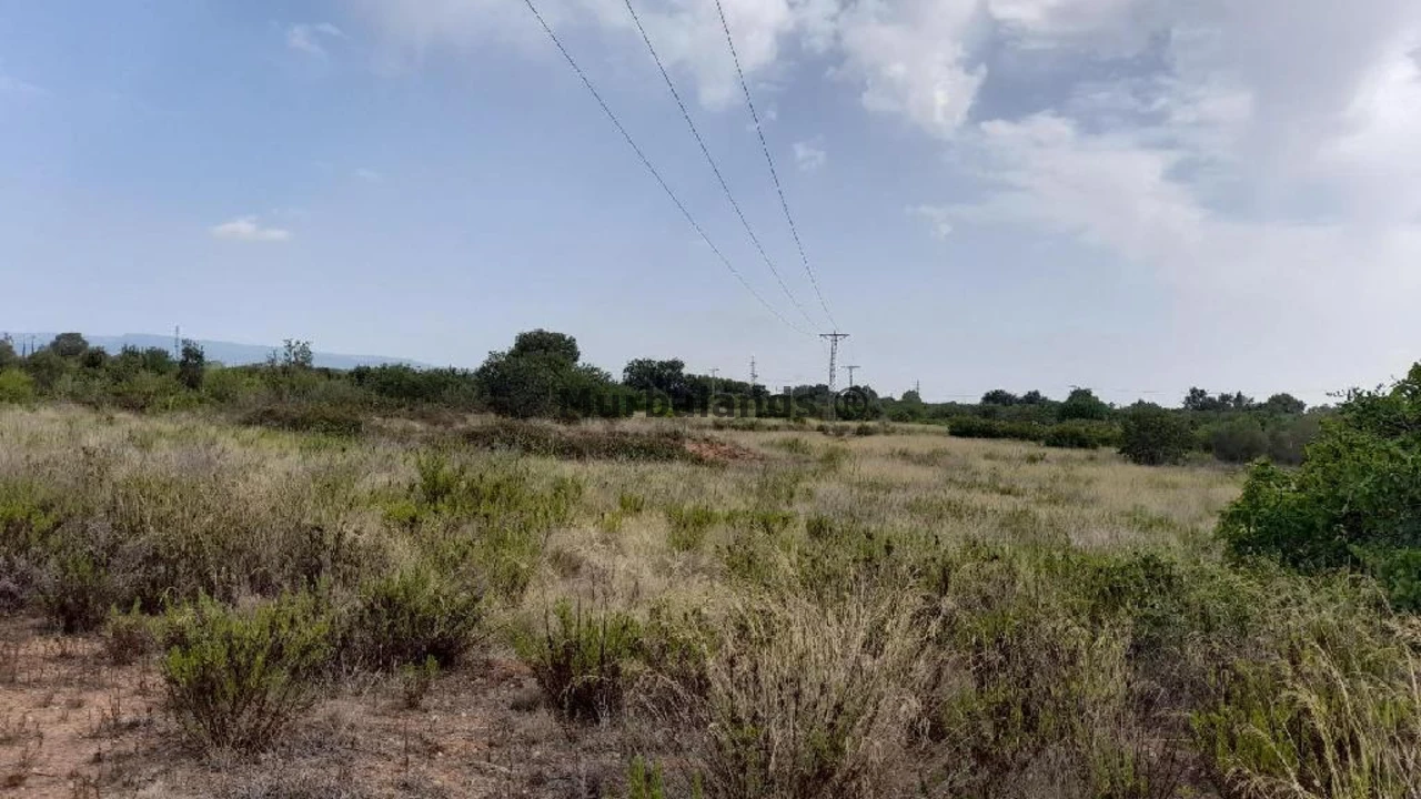 Foto de un terreno o una obra parada para mostrar en el detalle del inmueble