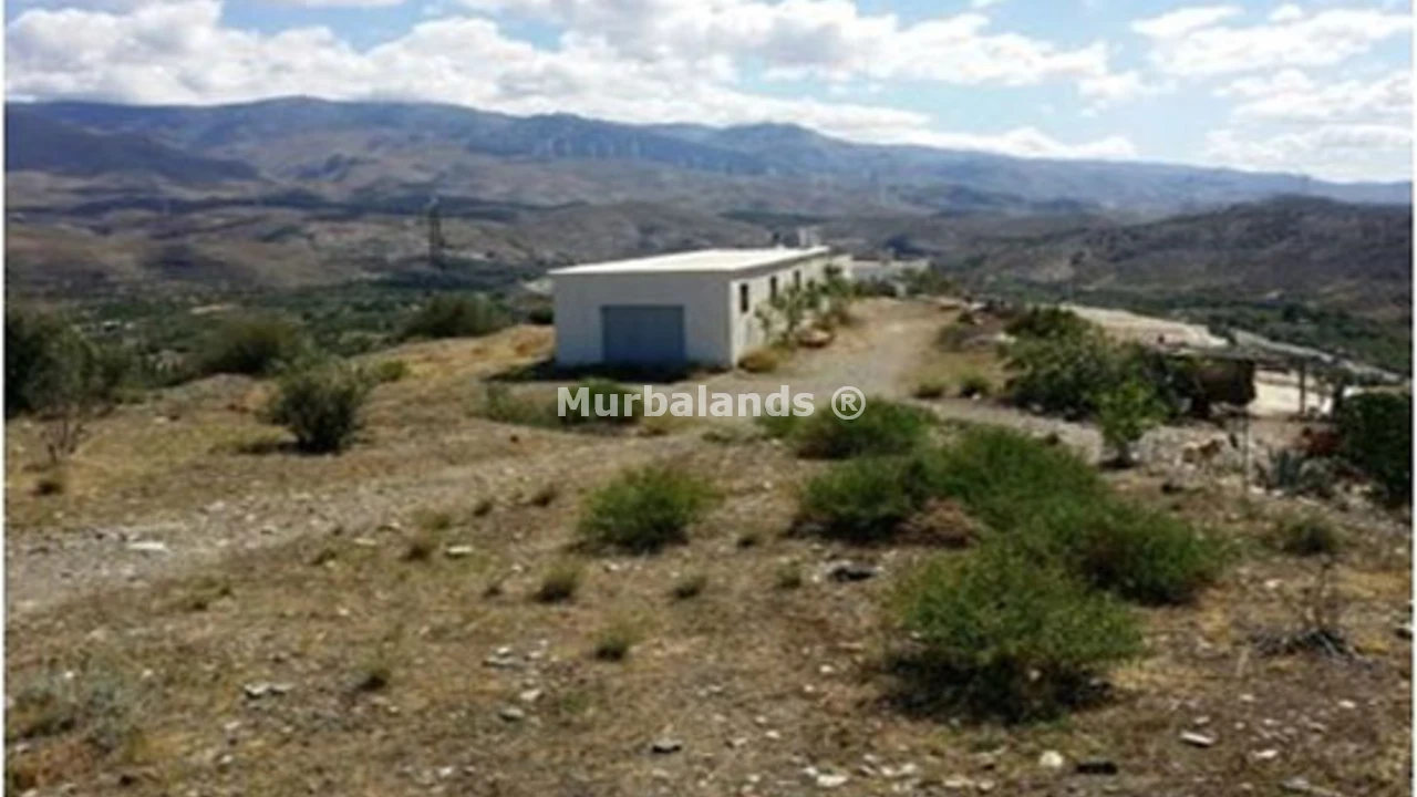 Foto de un terreno o una obra parada para mostrar en el detalle del inmueble